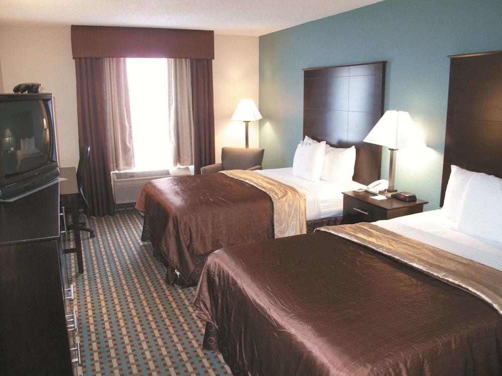 La Quinta Inn By Wyndham Columbia Se Fort Jackson מראה חיצוני תמונה