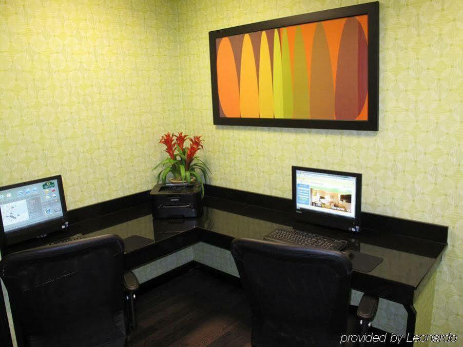 La Quinta Inn By Wyndham Columbia Se Fort Jackson מראה חיצוני תמונה