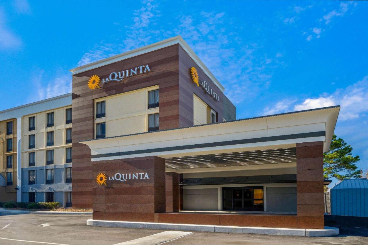 La Quinta Inn By Wyndham Columbia Se Fort Jackson מראה חיצוני תמונה